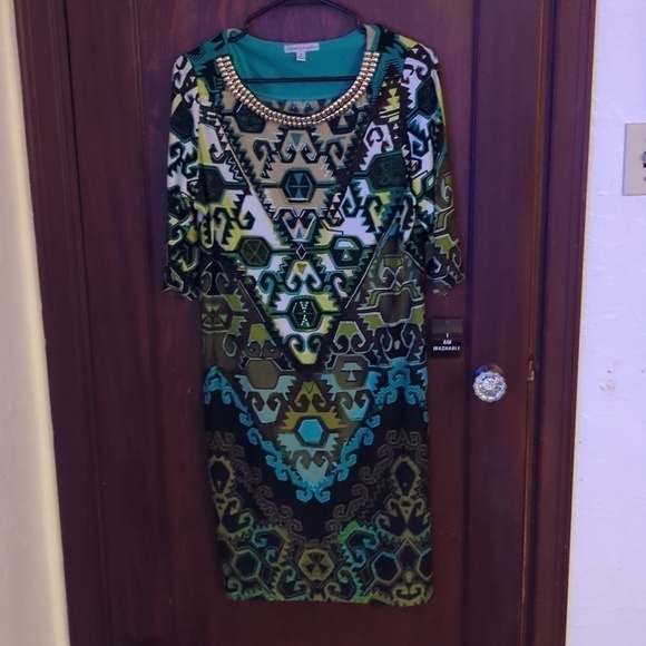 Sandra Darren Dresses & Skirts - New with Tags Sandra Darren Green,Black, & Teal Short Sleeve Stretch Dress Sz 12